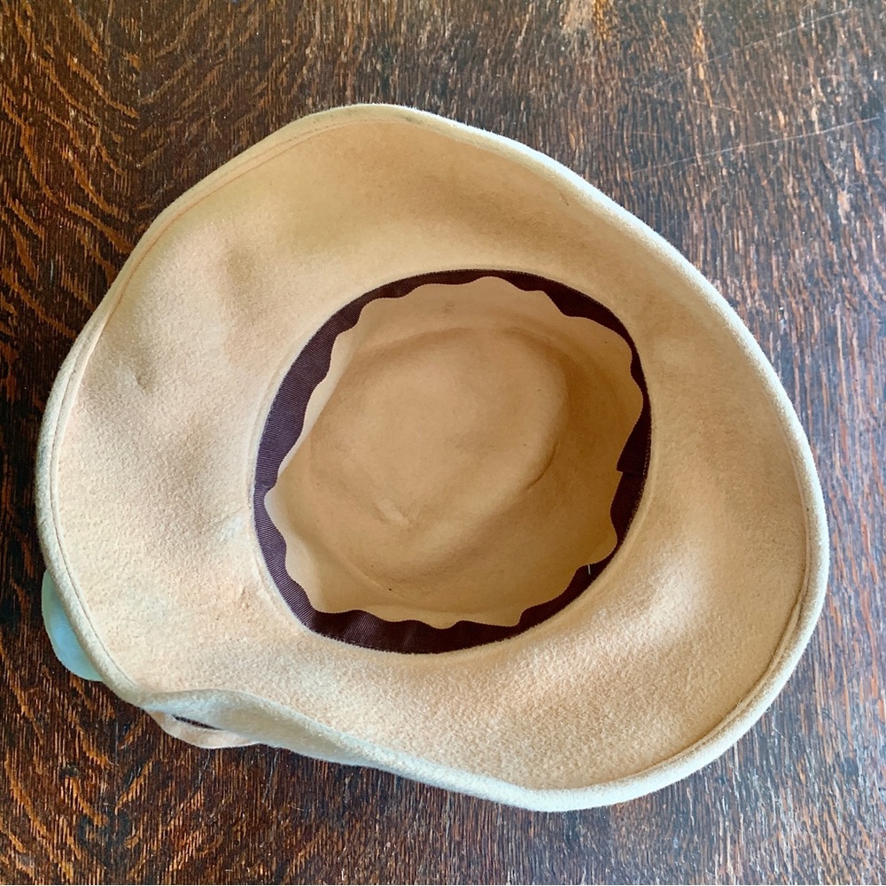 Vintage Wool White Blossom Hat - Picture 4 of 6